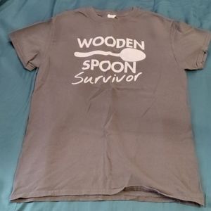 Men's small "wooden spoon survivor" t-shirt
